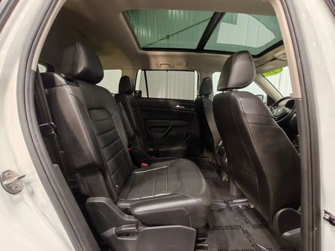 Used 2019 Volkswagen Atlas SEL Premium image 25