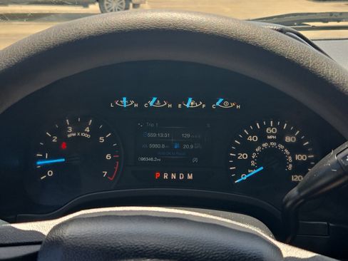 Used 2018 Ford F150 XL w/ Equipment Group 101A Mid RWD image 19