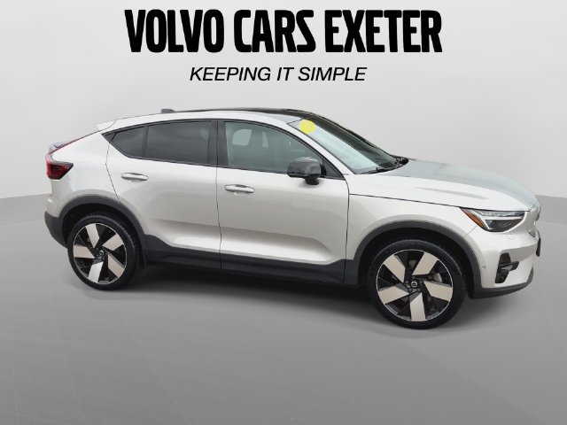Certified 2023 Volvo C40 P8 Recharge Ultimate w/ Protection Package Premier AWD/4WD image 3