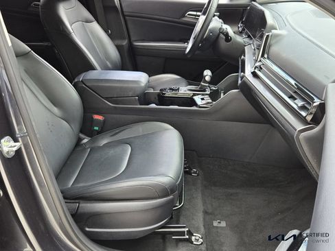 Certified 2023 Kia Sportage EX FWD image 16