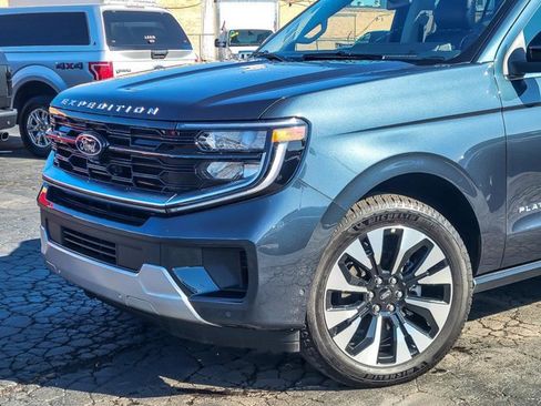 Certified 2025 Ford Expedition Platinum w/ Driver's Package image 3