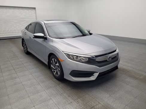 Used 2018 Honda Civic EX image 13