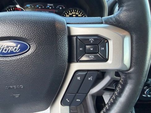 Used 2019 Ford F150 Lariat w/ FX4 Off-Road Package AWD/4WD image 17