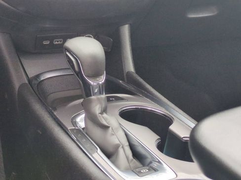 Used 2024 Chevrolet Malibu LT FWD image 20