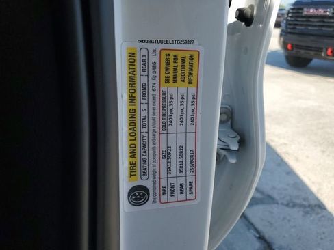 New 2026 GMC Sierra 1500 AT4 w/ AT4 Premium Package image 32