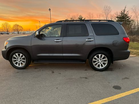 Used 2012 Toyota Sequoia Limited image 8