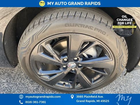 Used 2023 Buick Envision Essence w/ Sport Touring Package AWD/4WD image 32
