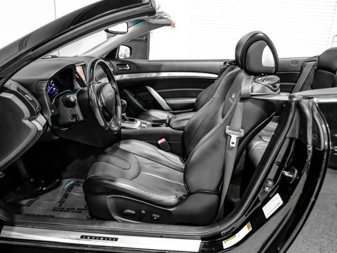 Used 2011 INFINITI G37 Convertible w/ Premium Pkg RWD image 28