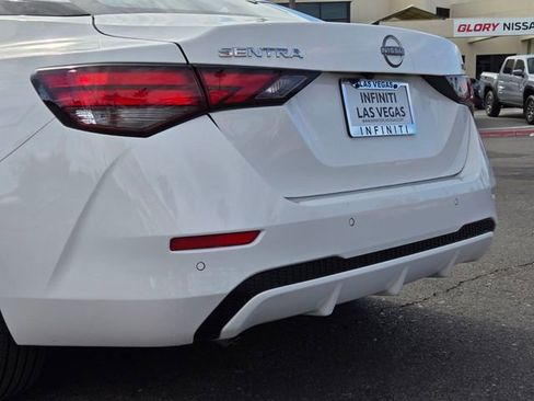 Used 2024 Nissan Sentra SV FWD image 6