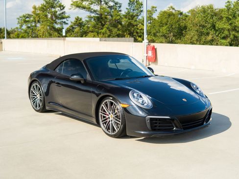 Used 2018 Porsche 911 Carrera 4S image 19