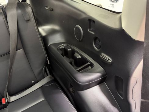 Used 2022 Subaru Ascent Touring w/ Popular Package #2A image 46