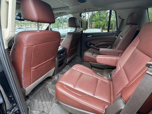 Used 2018 Chevrolet Tahoe Premier AWD/4WD image 12