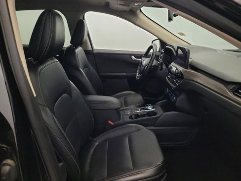 Used 2020 Ford Escape Titanium AWD/4WD image 21