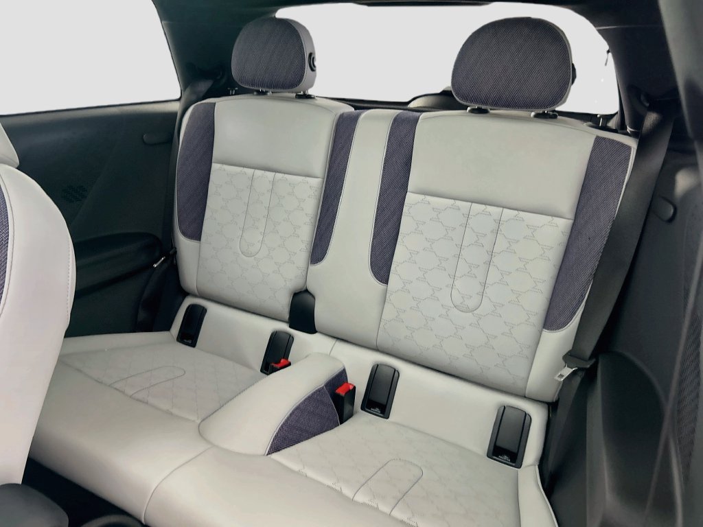 New 2027 MINI Cooper 2-Door Hardtop FWD image 19
