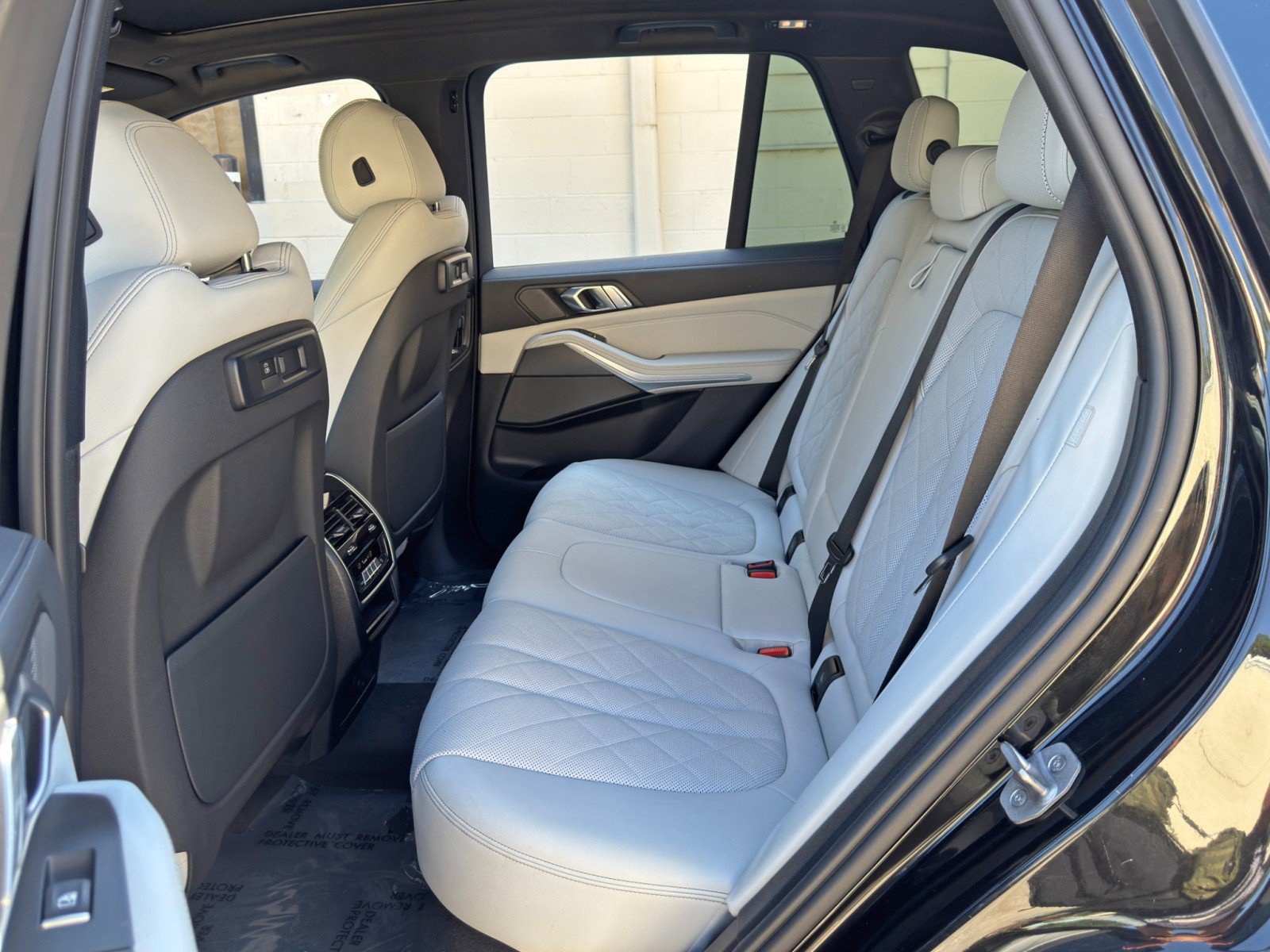 Used 2023 BMW X5 sDrive40i w/ M Sport Package RWD image 48