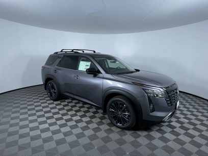 New 2026 Nissan Pathfinder SL w/ SL Premium Package