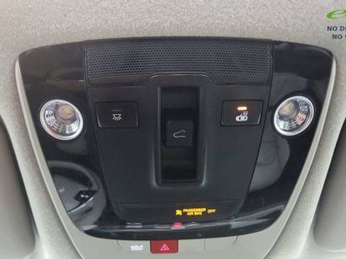 Used 2024 Kia Niro Wave w/ Wave Preserve Package FWD image 68