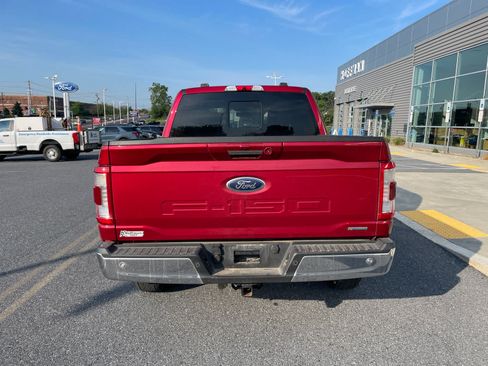 Used 2021 Ford F150 Lariat w/ Equipment Group 502A High AWD/4WD image 4