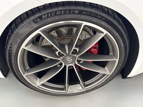 Used 2020 Porsche 911 Carrera S RWD image 31