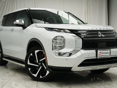 Used 2022 Mitsubishi Outlander SE