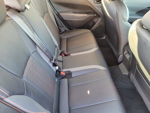 New 2025 Subaru Crosstrek 2.5i Limited w/ Crosstrek Mirror Package image 12