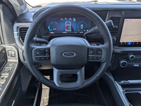 Certified 2025 Ford F250 Lariat w/ Lariat Ultimate Package AWD/4WD image 19