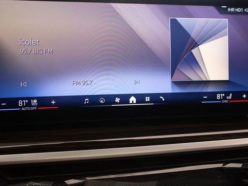 Used 2025 BMW X5 xDrive50e image 31