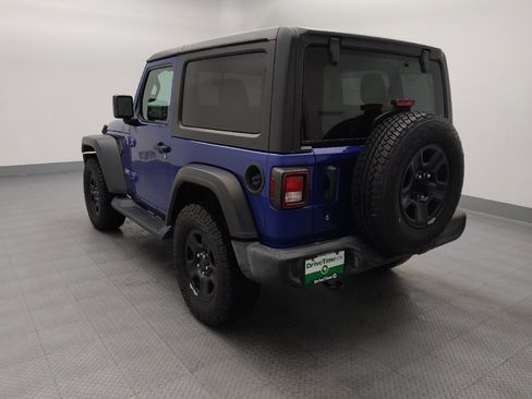 Used 2018 Jeep Wrangler Sport AWD/4WD image 5