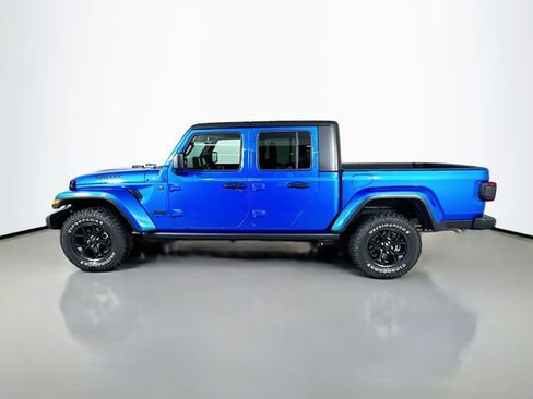 Used 2024 Jeep Gladiator Sport image 11