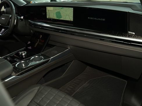Used 2026 Cadillac Escalade V image 5
