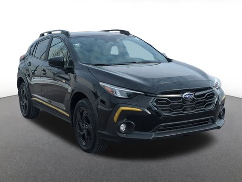Used 2025 Subaru Crosstrek 2.5i Sport w/ Crosstrek Mirror Package image 8
