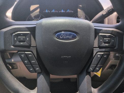 Used 2022 Ford F250 XL w/ STX Appearance Package AWD/4WD image 12