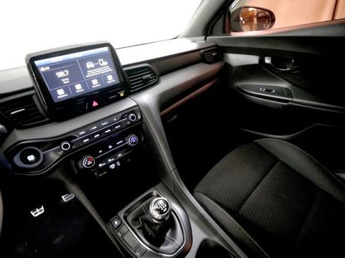Used 2020 Hyundai Veloster N w/ Performance Package FWD image 8