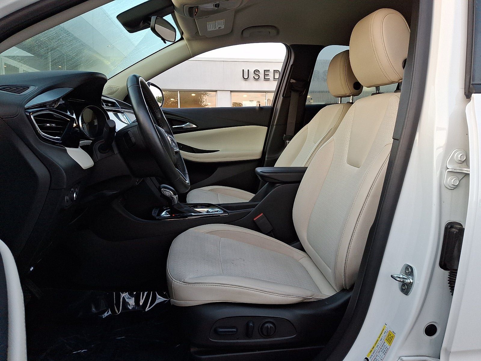 Certified 2023 Buick Encore GX Select w/ Safety Package II FWD image 13