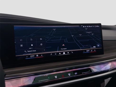 New 2026 BMW 750e xDrive AWD/4WD image 13
