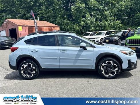 Used 2021 Subaru Crosstrek 2.5i Limited w/ Moonroof Package 1 AWD/4WD image 2