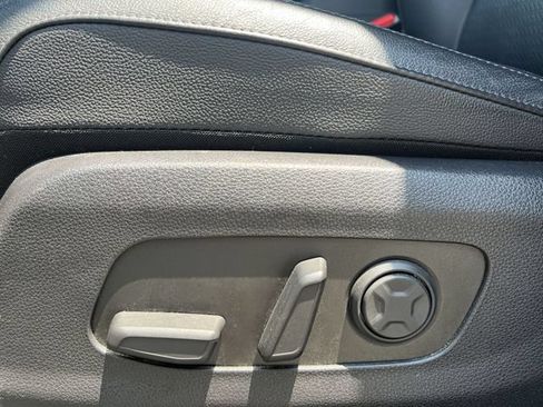 Used 2024 Kia Carnival SX Prestige FWD image 38