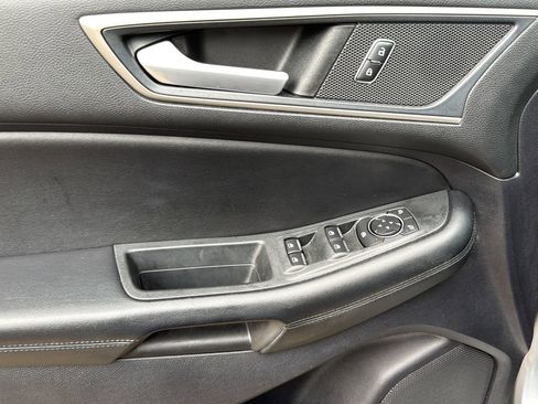 Used 2022 Ford Edge SEL w/ Convenience Package AWD/4WD image 9