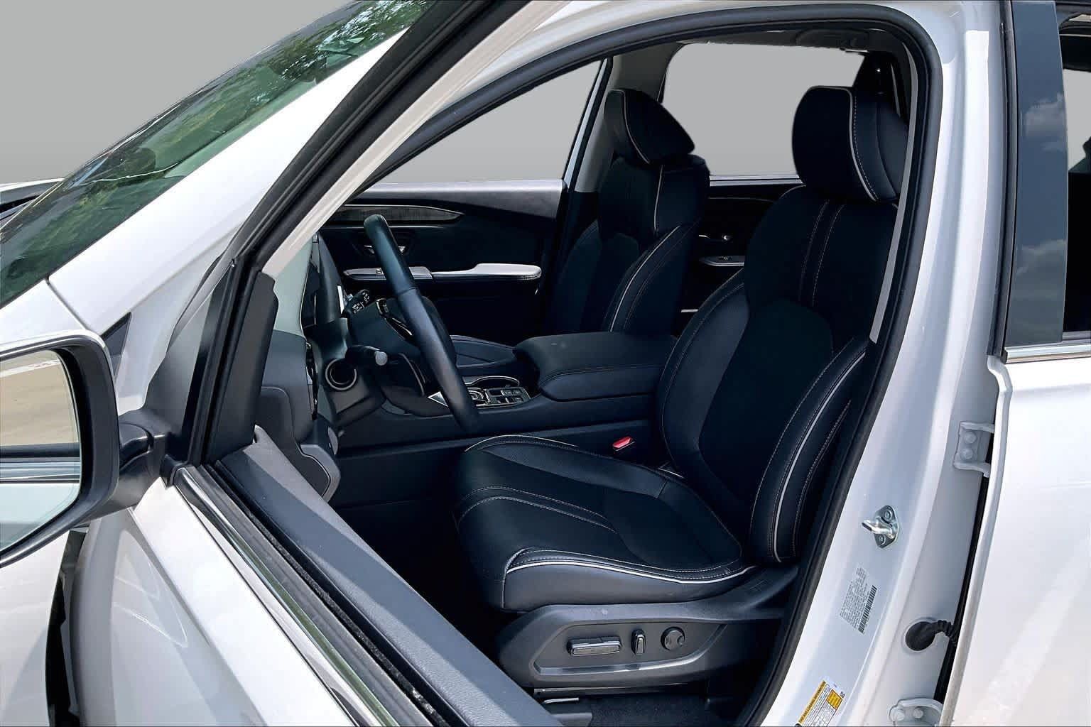 Used 2023 Honda Pilot Elite image 7