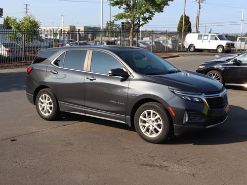 Used 2023 Chevrolet Equinox LT FWD image 14