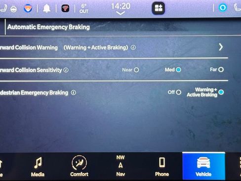 Used 2022 Jeep Grand Cherokee L Limited w/ Black Appearance Package image 39