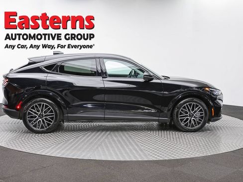 Used 2025 Ford Mustang Mach-E Premium AWD/4WD image 4