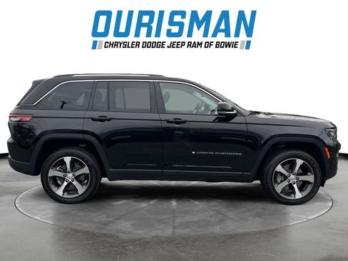 Used 2023 Jeep Grand Cherokee 4WD 4xe w/ Luxury Tech Group II image 7