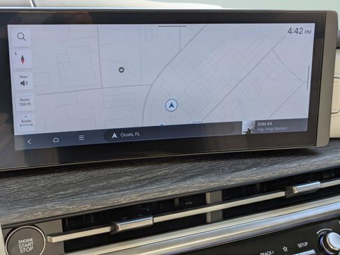 Used 2025 Hyundai Santa Fe Calligraphy image 18