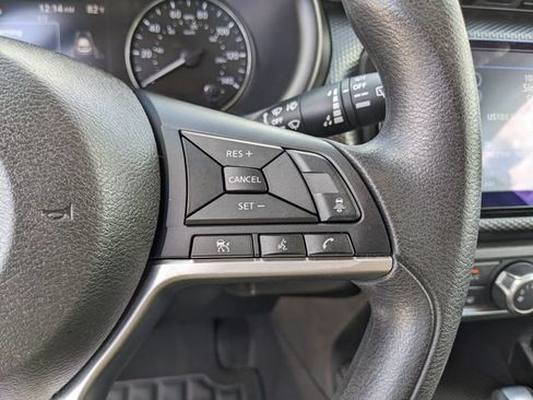 Used 2023 Nissan Kicks SV FWD image 31