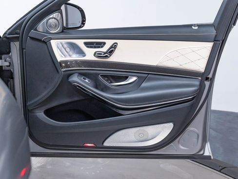Used 2018 Mercedes-Benz S 63 AMG S 4MATIC Sedan image 33