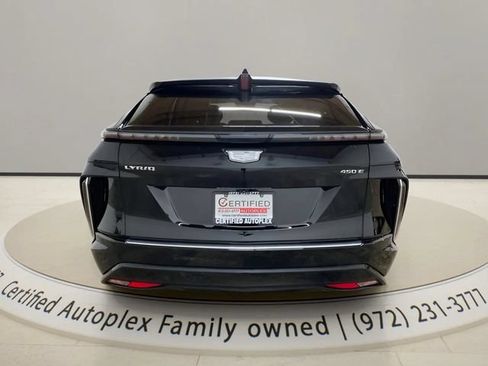 Used 2025 Cadillac Lyriq Luxury RWD image 4