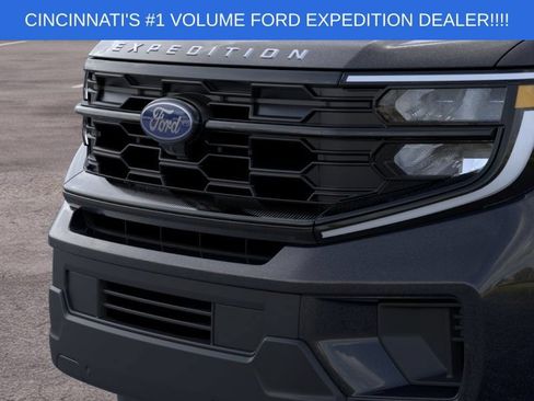 New 2026 Ford Expedition Active AWD/4WD image 17