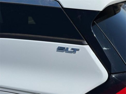 Used 2020 GMC Terrain SLT w/ Preferred Package image 8
