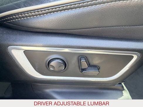 Used 2023 RAM 1500 Laramie AWD/4WD image 11